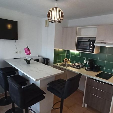 Appartement Face A La Gare Аннемас Экстерьер фото